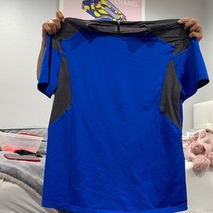 lululemon tshirt